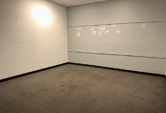 More Photos Of 2400-2410 W Cermak Rd, Chicago Storefront For Lease