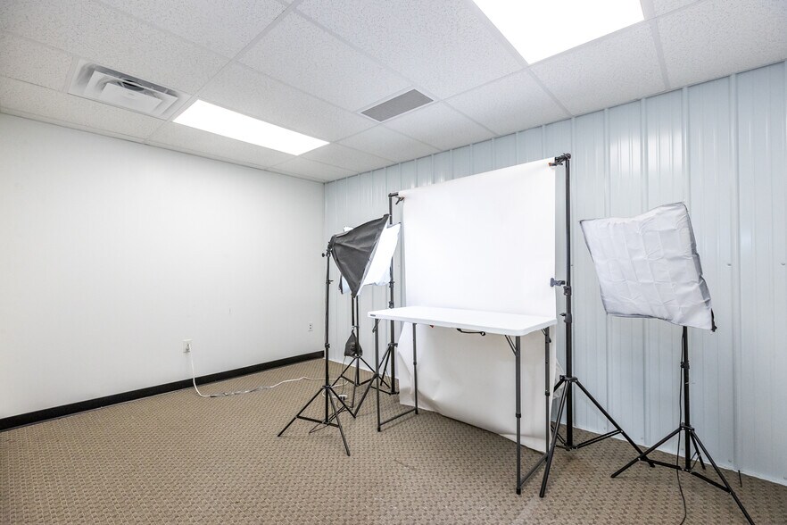 More Photos Of 3893 W State Road 47, Sheridan Light Manufacturing For Sale