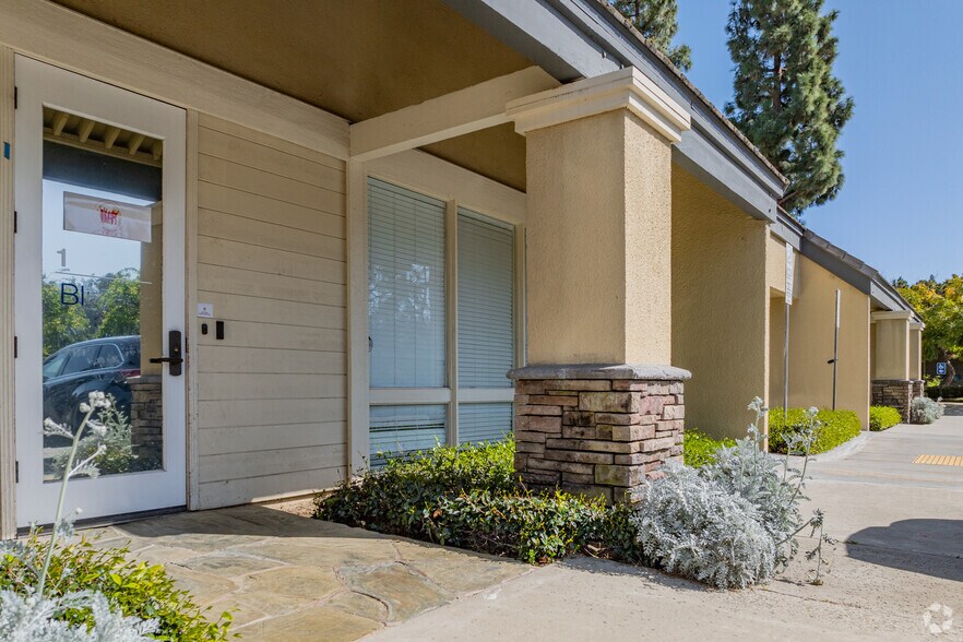 More Photos Of 1522 Brookhollow Dr, Santa Ana Office For Sale