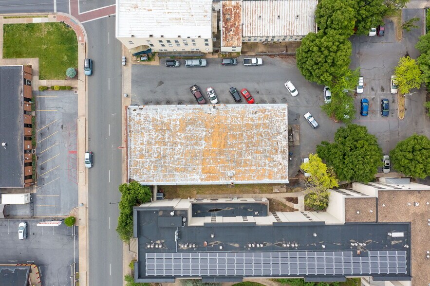 More Photos Of 227 N Main St, Harrisonburg General Retail For Sale