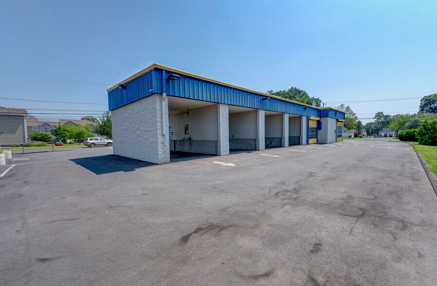 More Photos Of 2360 Corbin Ave, New Britain Carwash For Sale