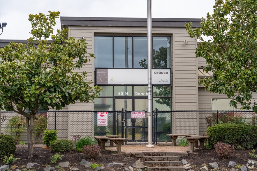 More Photos Of 50 N Danebo Ave, Eugene Warehouse For Sale