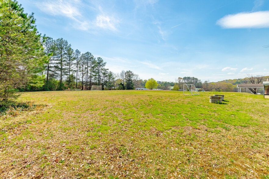 More Photos Of 4062 S Access Rd, Chattanooga Religious Facility For Sale