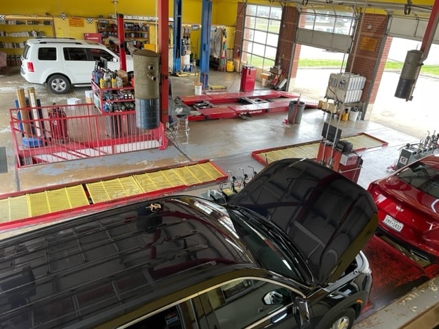 More Photos Of 12250 S Gessner Dr, Houston Auto Repair For Sale