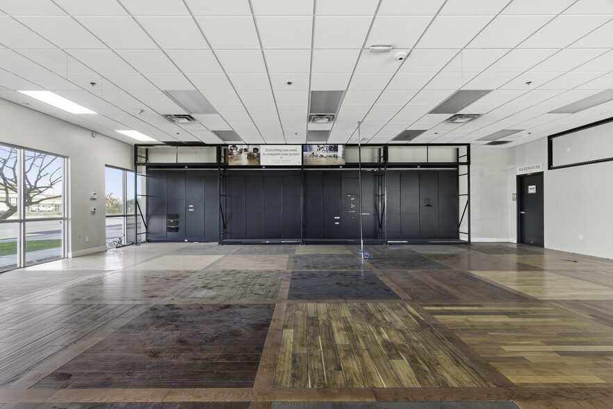 More Photos Of 3601 Ming Ave, Bakersfield Freestanding For Lease