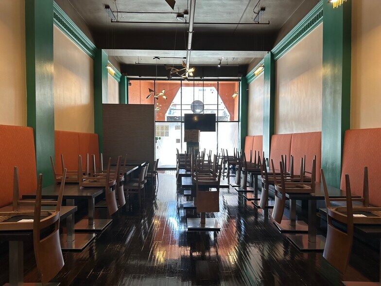 More Photos Of 231-243 E Colorado Blvd, Pasadena Storefront Retail Office For Lease