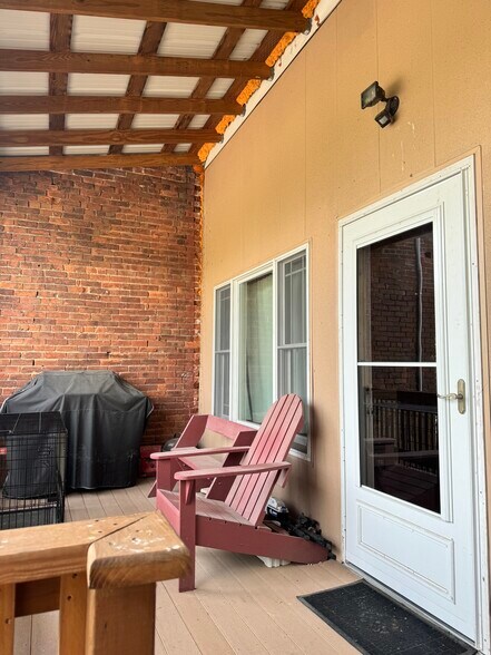 More Photos Of 134 E Market St, Colchester Restaurant For Sale