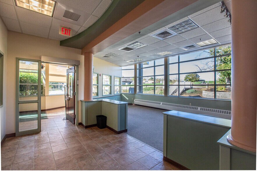 More Photos Of 200 KMD, Waterville Office For Sale