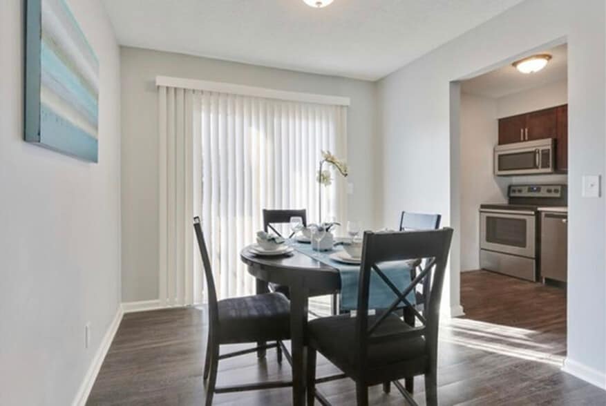 More Photos Of 706 E 139th St, Kansas City Apartments For Sale