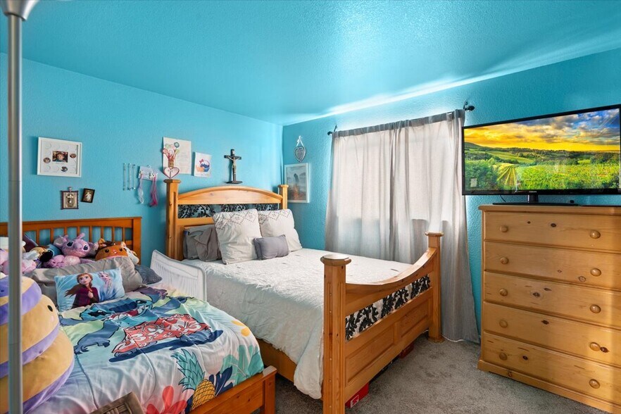 More Photos Of 611-613 E 7th St, Gilroy Apartments For Sale