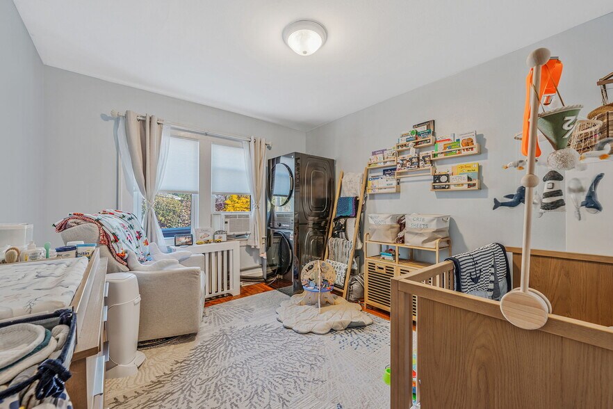 More Photos Of 504 Fire Island Ave, Babylon Flex For Sale