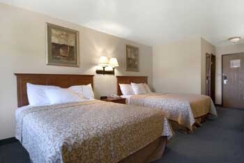 More Photos Of 2401 E Highway 90, Alpine Hotel For Sale