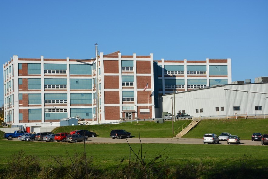 More Photos Of 101 N Washington St, Hanover Warehouse For Sale