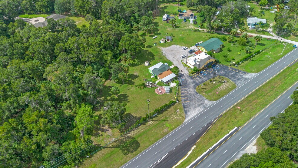 More Photos Of 4630 US Highway 17, De Leon Springs Restaurant For Sale