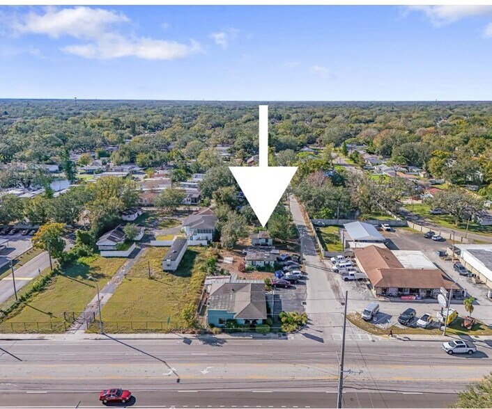 More Photos Of 13642 N Florida Ave, Tampa Freestanding For Sale
