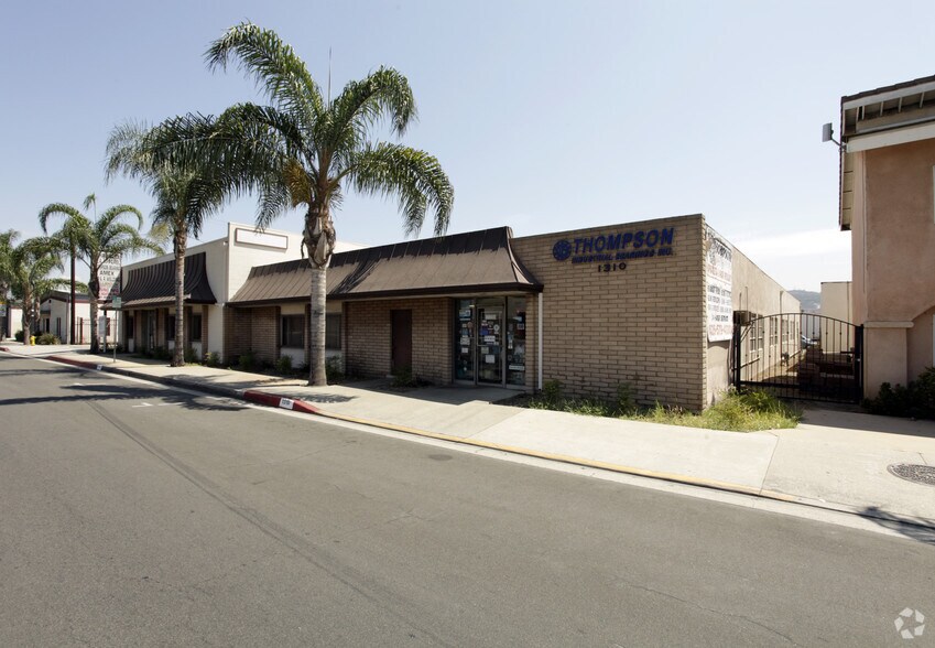 More Photos Of 1308-1322 Santa Anita Ave, South El Monte Warehouse For Lease