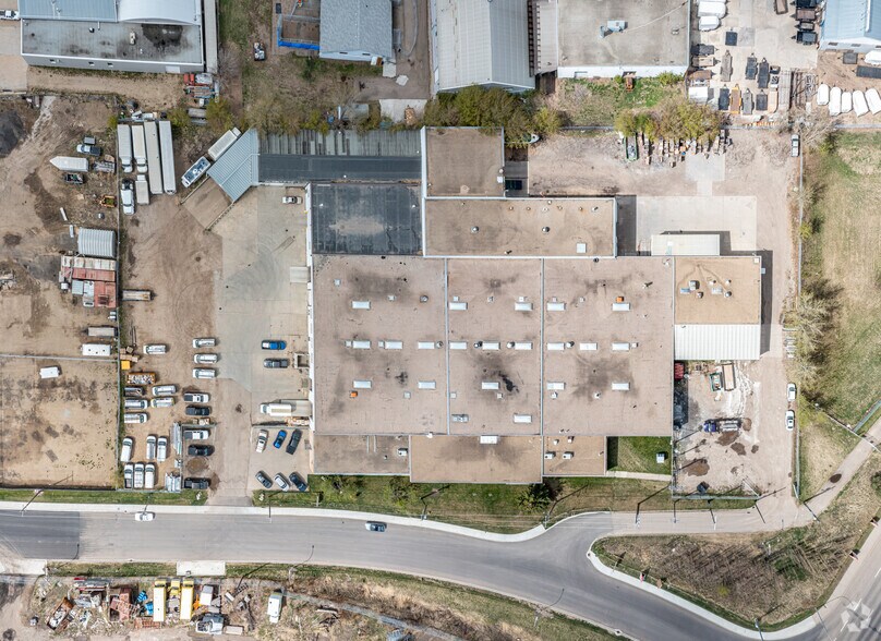 More Photos Of 12210 Mount Lawn Rd, Edmonton Manufacturing For Sale