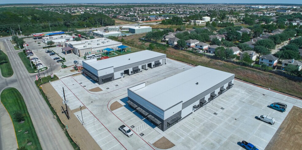 More Photos Of 3810 N Mason Rd, Katy Light Distribution For Lease