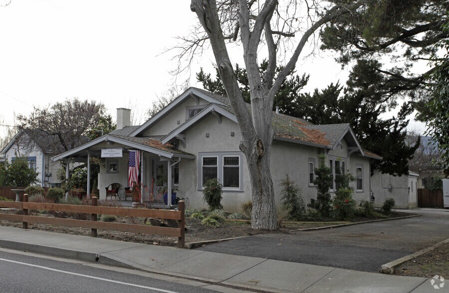 Primary Photo Of 1056 Division St, Pleasanton Office For Lease