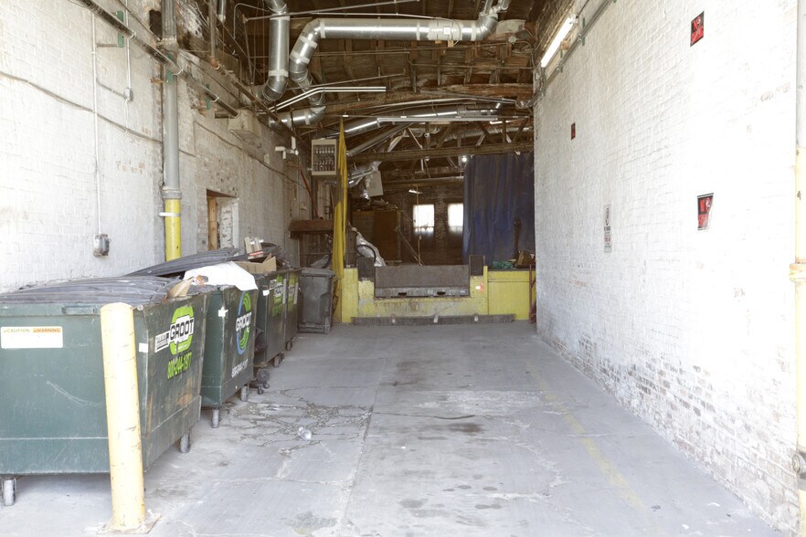 More Photos Of 2950 W Chicago Ave, Chicago Loft Creative Space For Lease
