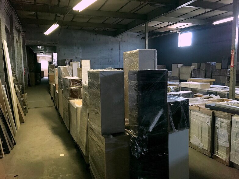 More Photos Of 2-6 Lister Ave, Newark Warehouse For Lease