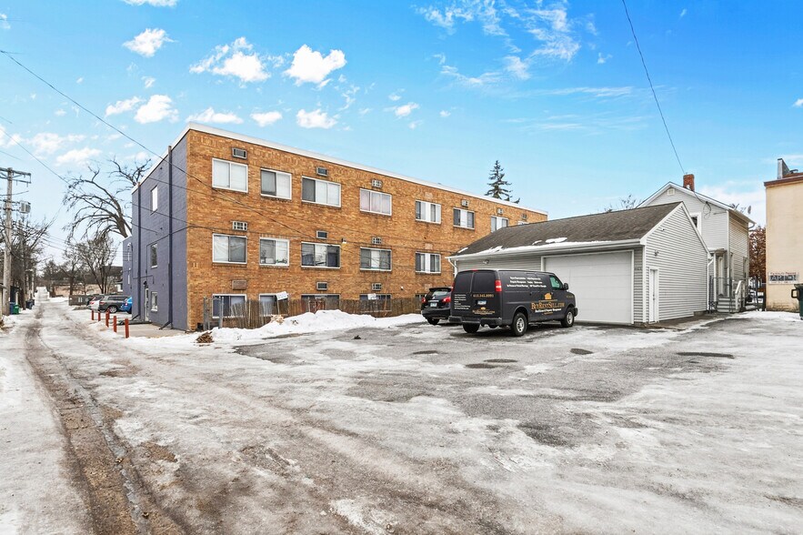 More Photos Of 4423 S Nicollet Ave, Minneapolis Office Residential For Sale