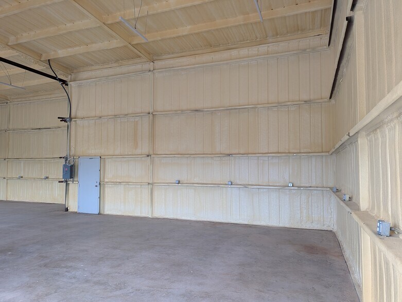 More Photos Of 6854 Old Lorena Rd, Lorena Light Manufacturing For Sale