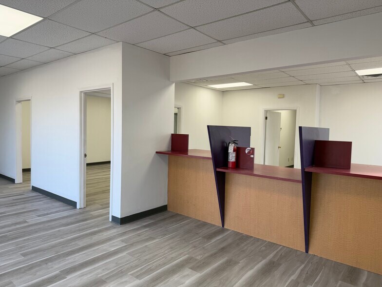 More Photos Of 5681 Mt Moriah Rd, Memphis Storefront Retail Office For Sale