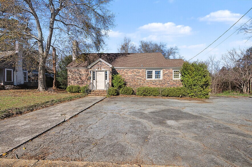 More Photos Of 12837 Magnolia St, Blakely Office For Sale