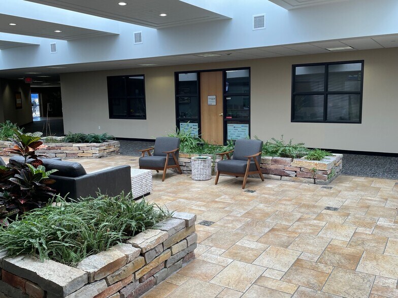 More Photos Of 9220 Bass Lake Rd, New Hope Medical For Lease