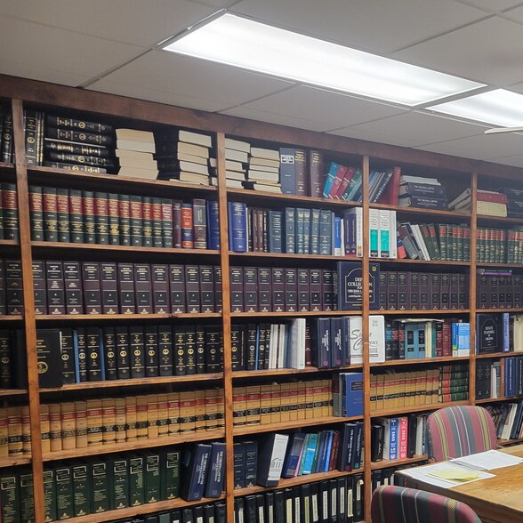 More Photos Of 710 Denbigh Blvd, Newport News Office For Sale