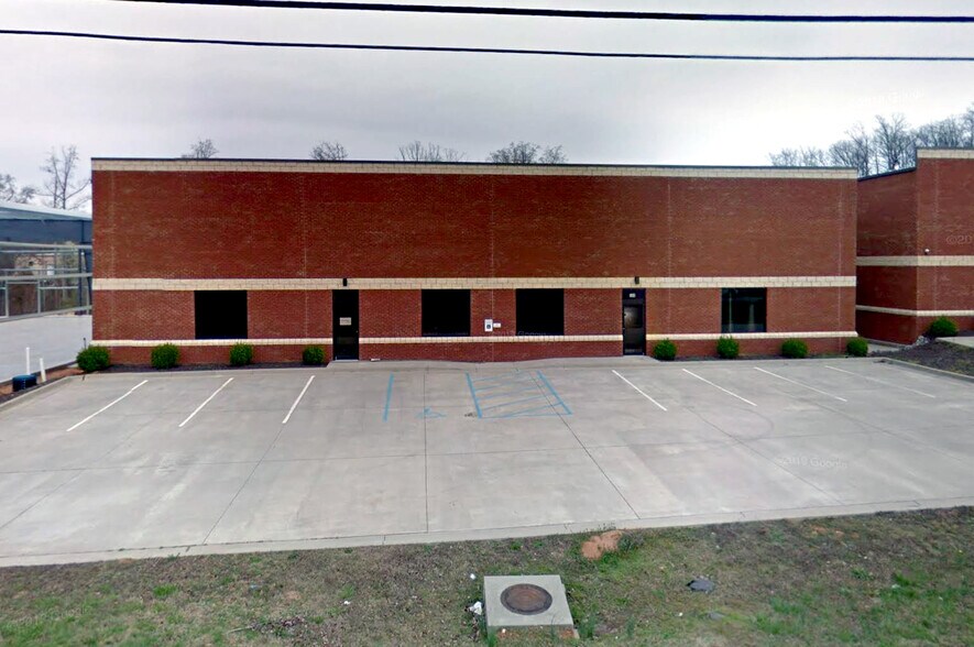 More Photos Of 360 W Phillips Rd, Greer Industrial For Lease
