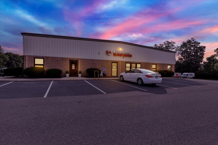 More Photos Of 2745A Leisczs Bridge Rd, Reading Industrial For Sale