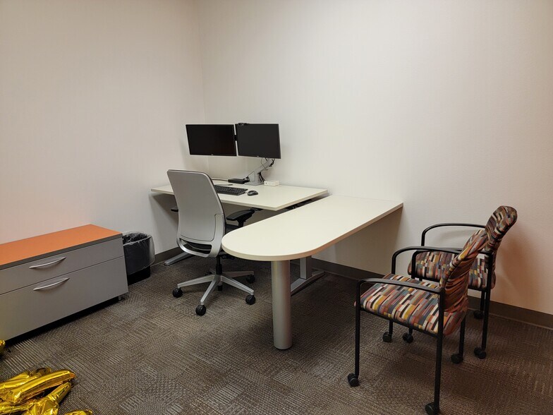 More Photos Of 5120 S Solberg Ave, Sioux Falls Office For Sale