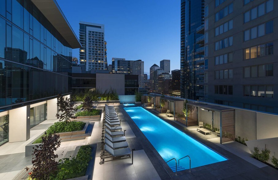 More Photos Of 399 Fremont St, San Francisco Apartments For Lease