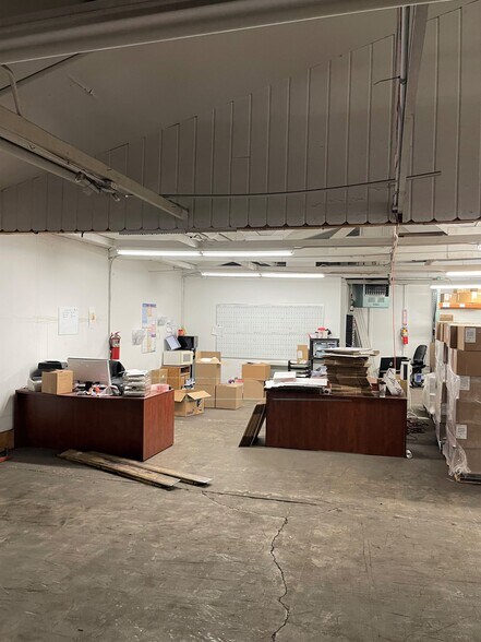 More Photos Of 1414-1442 S 700 W, Salt Lake City Distribution For Lease