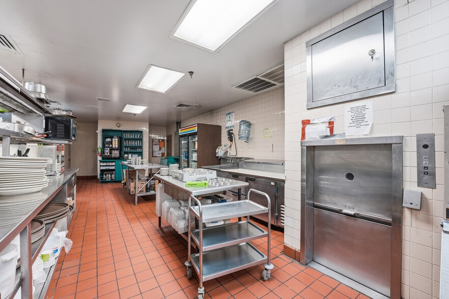 More Photos Of 2305 Wilmington Rd, New Castle Restaurant For Sale