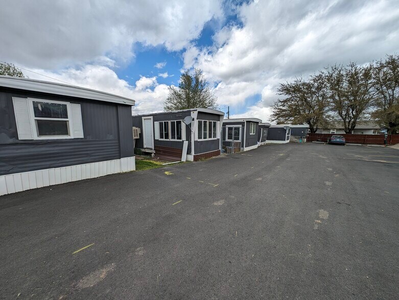 More Photos Of 160 W 800 S, Payson Manufactured Housing Mobile Home Park For Sale