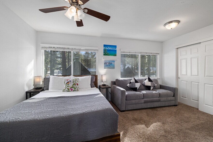 More Photos Of 1072 Ski Run Blvd, South Lake Tahoe Hotel For Sale