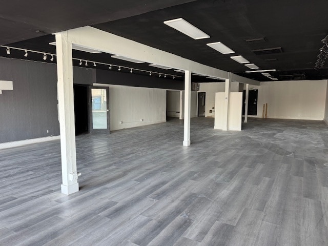 More Photos Of 22516 Ventura Blvd, Woodland Hills Freestanding For Lease