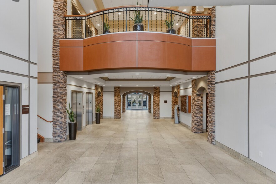 More Photos Of 861 Coronado Center Dr, Henderson Medical For Lease