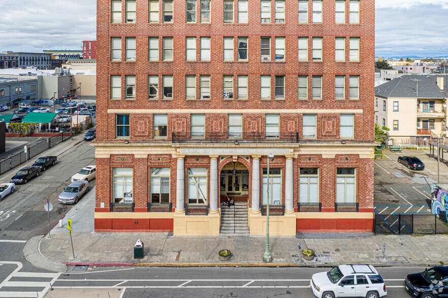 More Photos Of 2101-2125 Telegraph Ave, Oakland Hotel For Lease