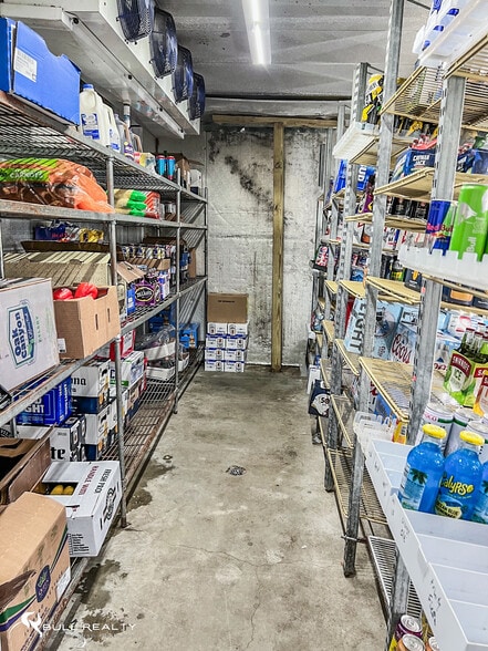 More Photos Of 104 Hancock St, Fort Gaines General Retail For Lease