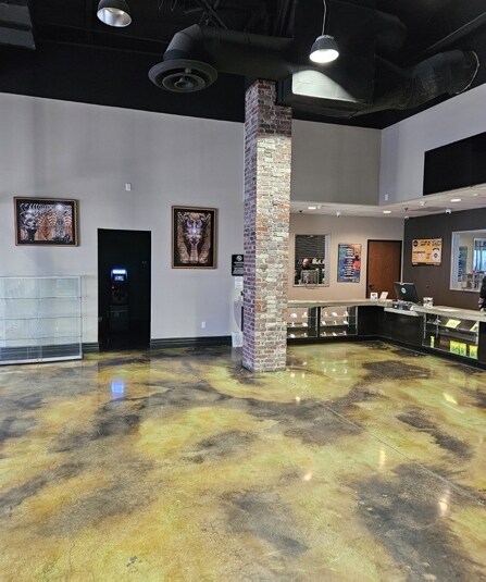 More Photos Of 3700 W Segerstrom Ave, Santa Ana Warehouse For Lease