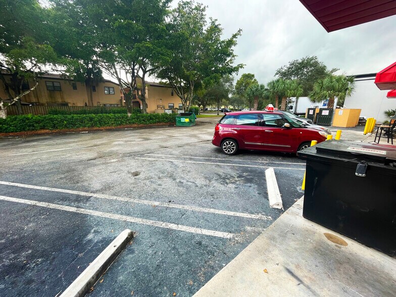 More Photos Of 10250-10352 W Sample Rd, Coral Springs Storefront Retail Office For Sale