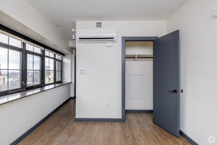 More Photos Of 401 E State St, Ithaca Apartments For Lease
