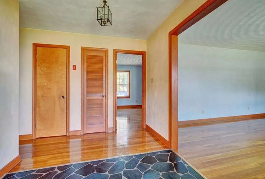 More Photos Of 4530 Shoulders Hill Rd, Suffolk Medical For Sale