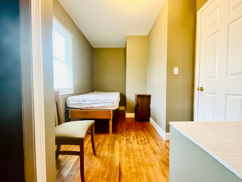 More Photos Of 334 Columbus Ave, Pittsfield Warehouse For Sale