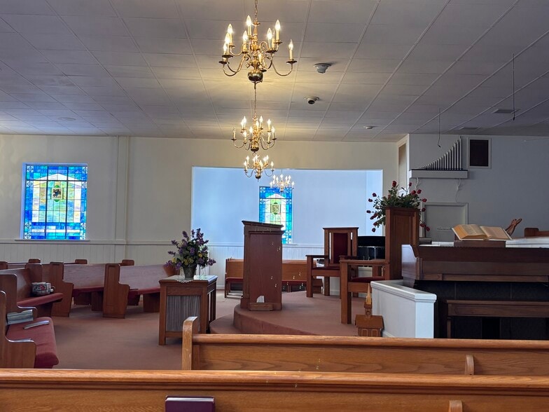 More Photos Of 1147 Panola Rd, Stone Mountain Religious Facility For Sale
