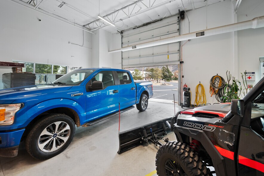 More Photos Of 610 Waltham Way, Mccarran Office For Lease